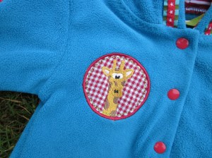 Fleecejacke Baby mit Giraffenbutton
