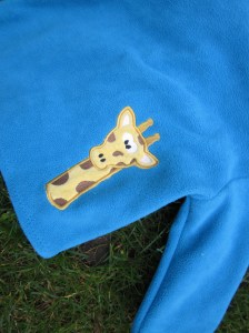 Fleecejacke mit Giraffe hinten