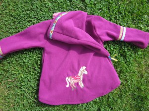 Fleecejacke mit Indianerpony