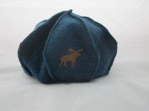 Mütze petrol mit Elch
