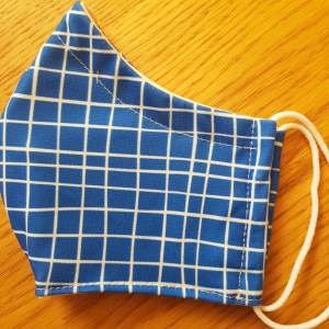 Damenmaske blau, Erlös für das Wolfgang Borchert Theater Münster