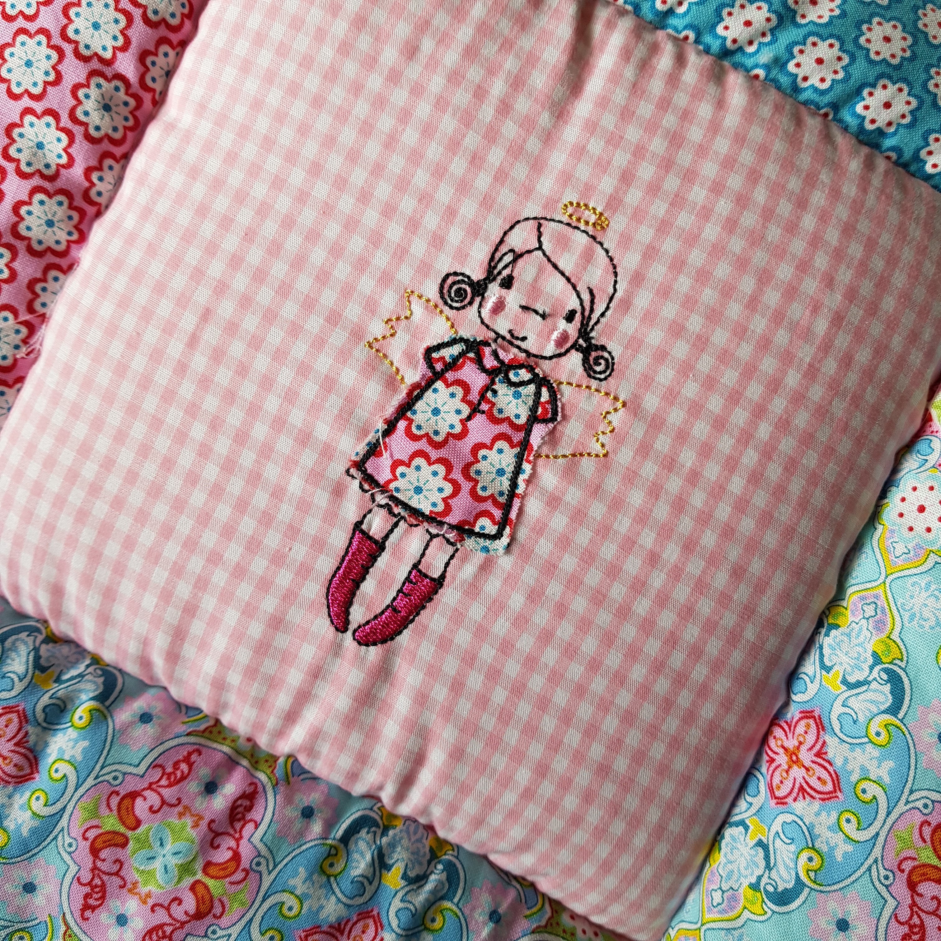 Engel 2 Krabbeldecke Julia