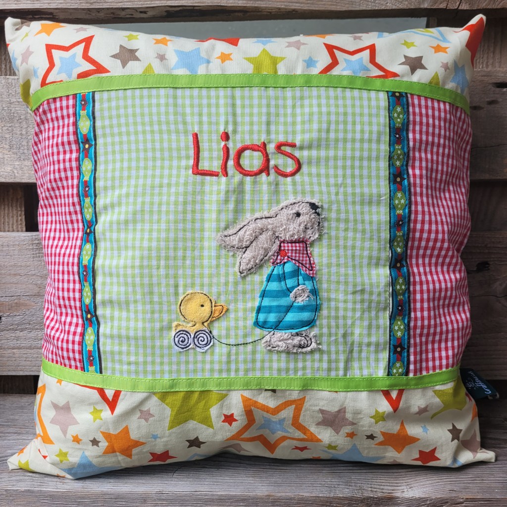 Kissen LIAS mit Hase (Klitzekleindesign)