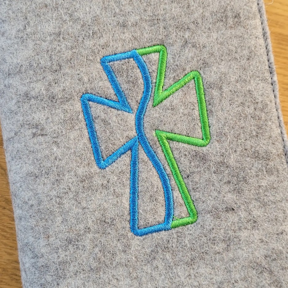 Gotteslobhülle Kreuz 4 grün/blau